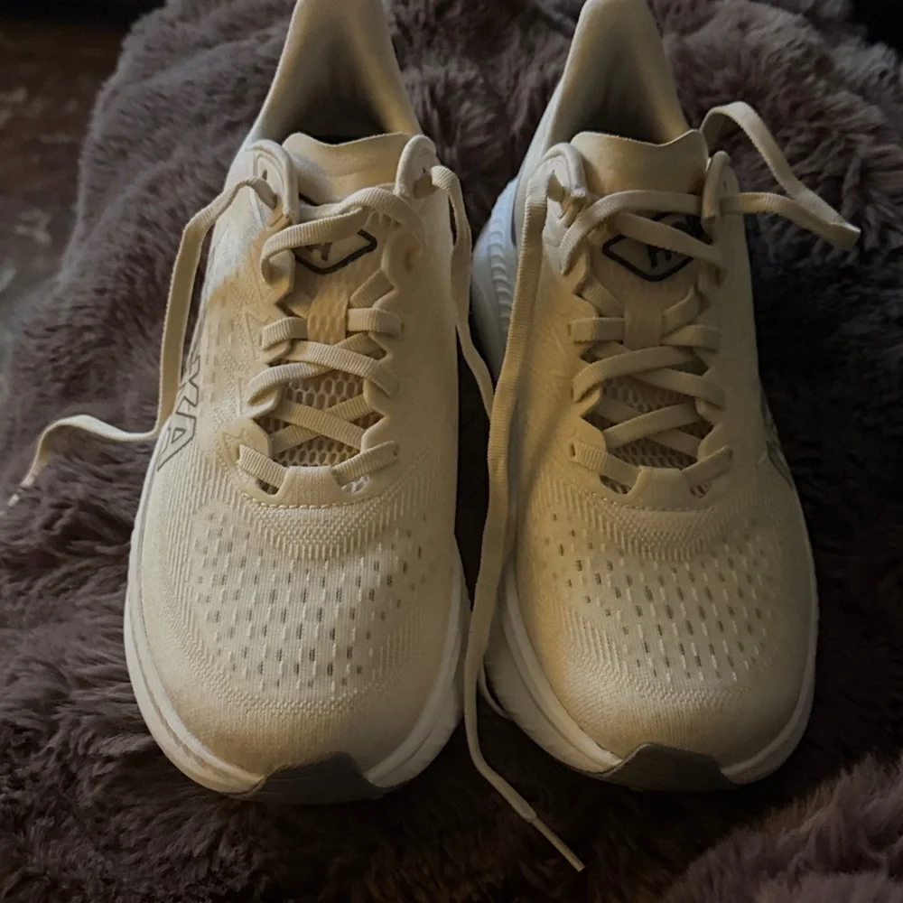 Hoka Women's Running Shoes - Cream - Picture 2 of 5